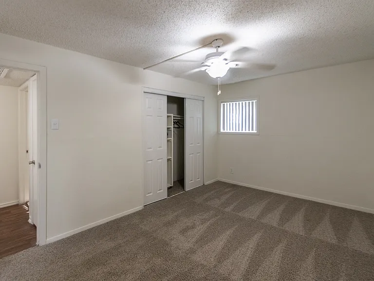Princeton Court — Photo 39