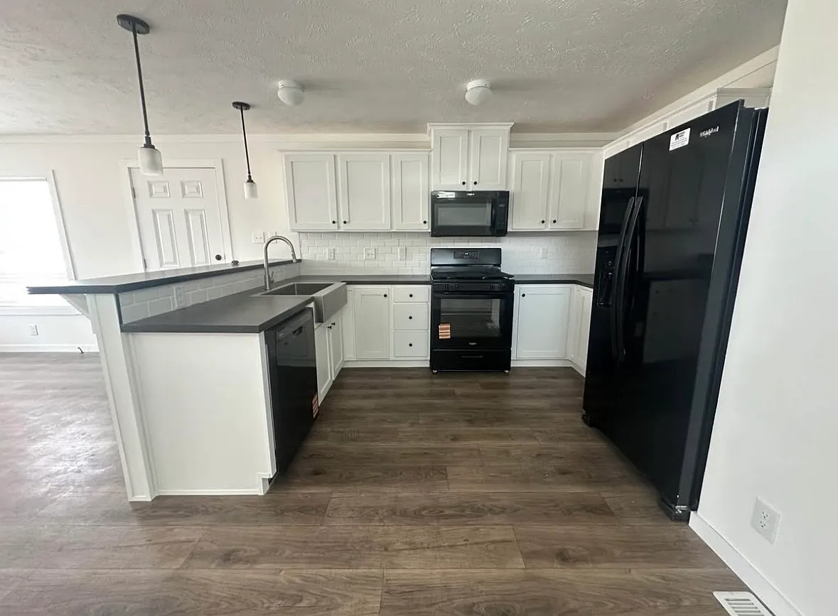Pleasant Valley Estates — Photo 4