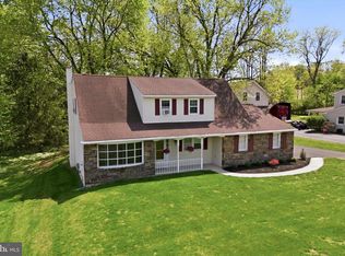 120 Lehigh Dr, Richboro, PA 18954