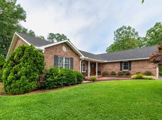 45 Presbyterian Church Rd, Mills River, NC 28759