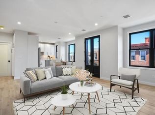 210 Endicott St #4, Boston, MA 02113