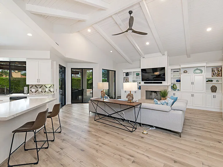 45320 Santa Fe Cv — Photo 16