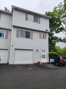 120 Triangle Street #1-4, Bethel, CT, 06801