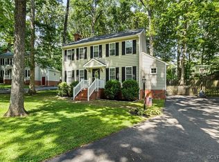 1025 Yucca Ct, North Chesterfield, VA 23236