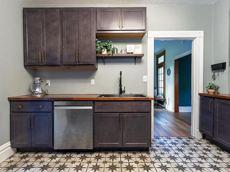 419 S Van Buren Ave — Photo 10