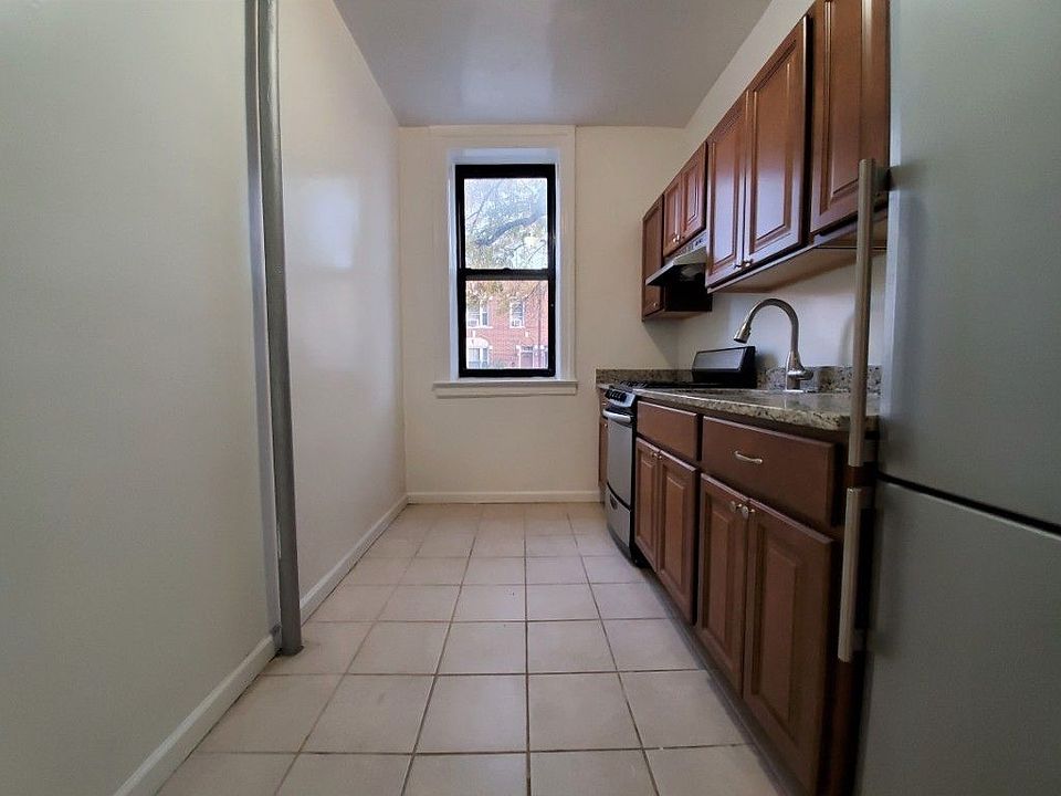 1st image of 3252 33rd St APT A2