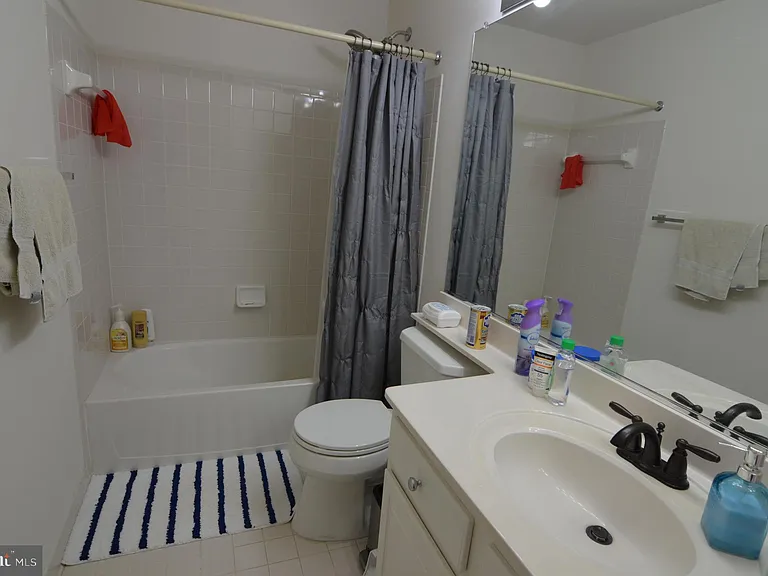 2946 Saxon Flowers Dr — Photo 21