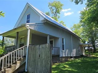 804 4th St E, Scott City, MO 63780