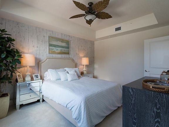 5th image of 844 Bay Colony Dr S #844