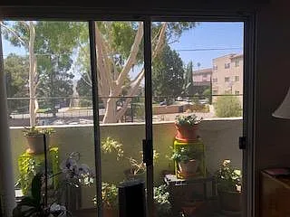 1427 S Saltair Ave #301 — Photo 6