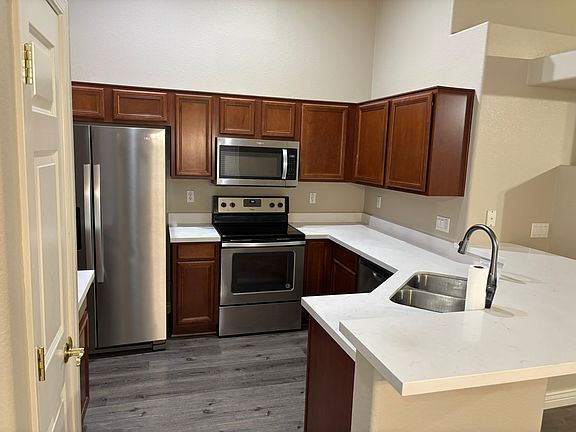 5th image of 22273 N 76th Dr