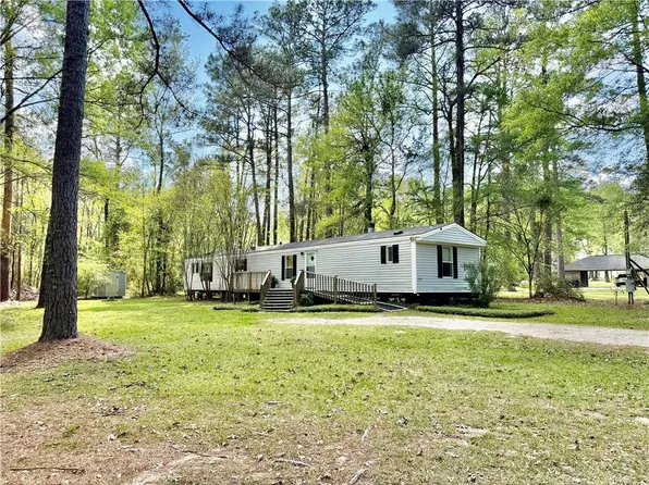 274 Credeur Rd, Pineville, LA 71360