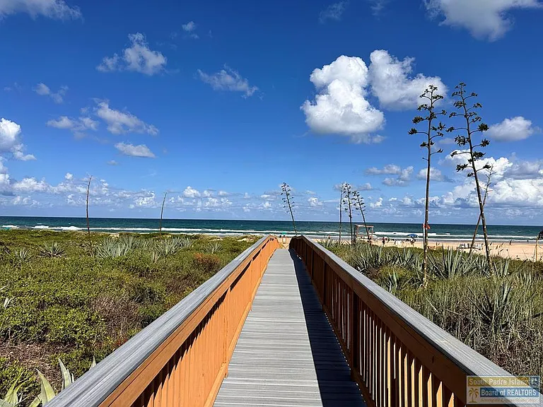 2700 E Gulf Blvd #204 — Photo 37
