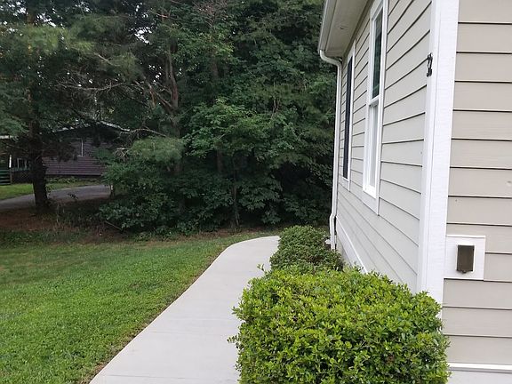 Front walkway from the driveway to the front door