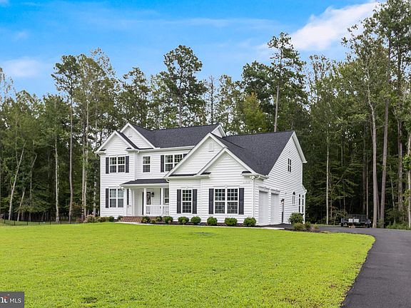 2nd image of 11010 Wisteria Ln