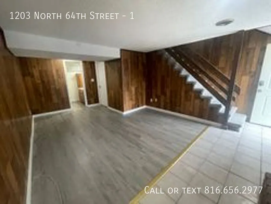 Fully Remodeled 2-Bed, 2-Bath Duplex with Garage | Pet Friendly — Photo 3