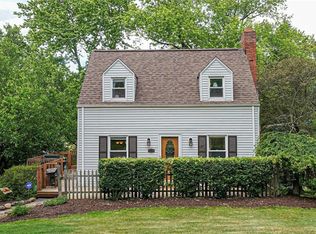 3294 Thornwood Dr, Bethel Park, PA