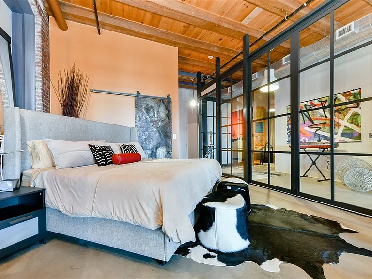 35 Channel Center St #206 — Photo 8