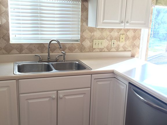 4th image of 5986 Birkdale Dr