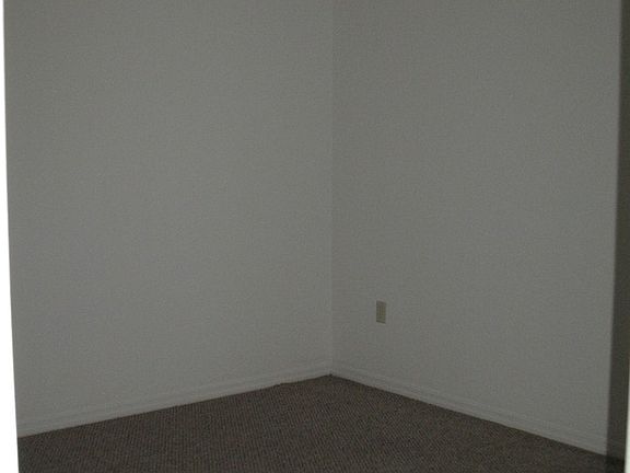 4th image of 13256 SW 79th Cir