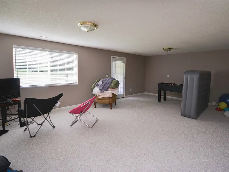 4458 Meadow Lakes Dr NW — Photo 16