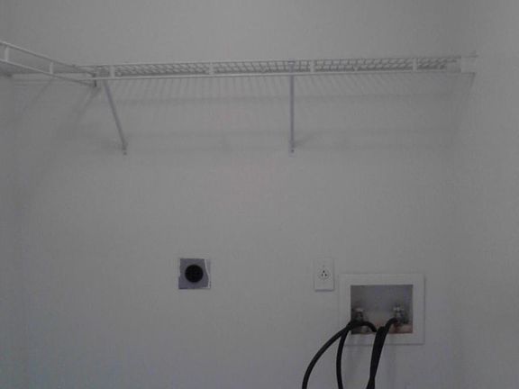 Washer & Dryer Hookup