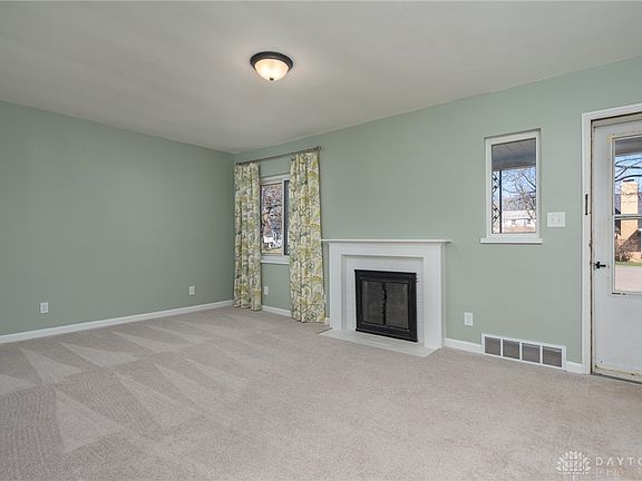 4th image of 326 N Bromfield Rd