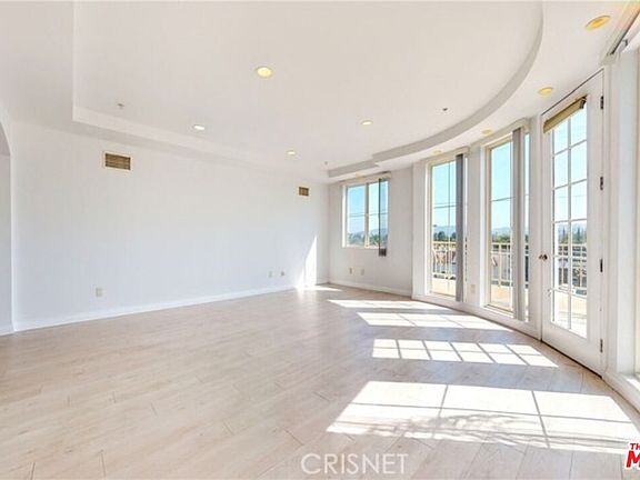 2nd image of 6800 Corbin Ave Unit 202
