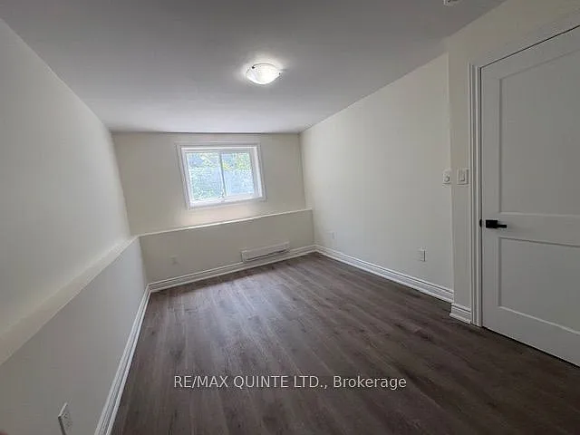 172 Queen St #2 — Photo 17