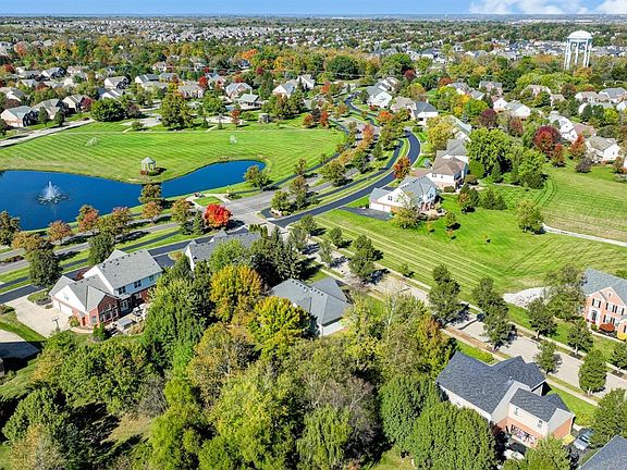 3rd image of 5641 Greenwich Park Dr