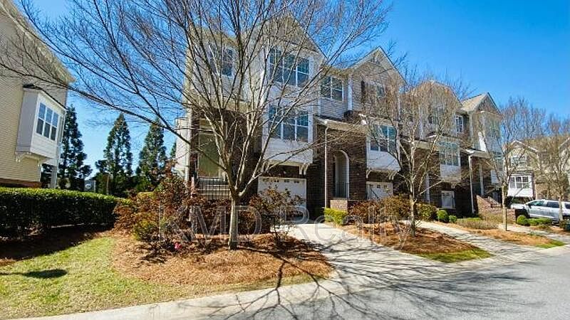 1st image of 850 Windy Falls Dr