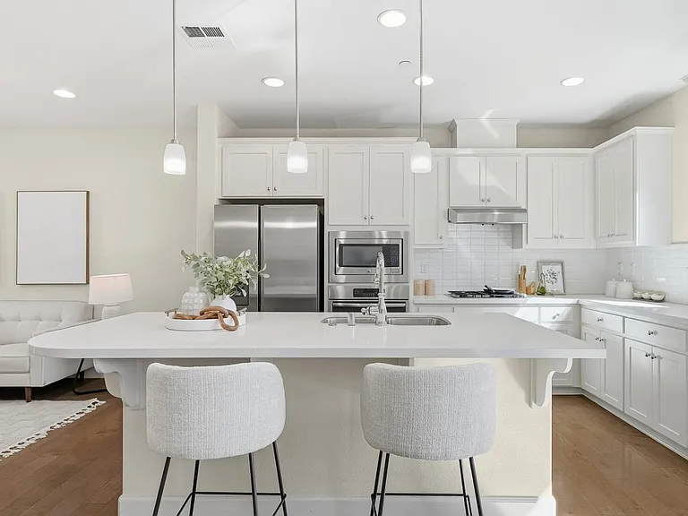 375 Santa Diana Ter — Photo 10