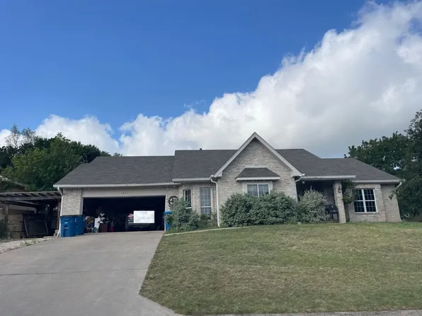 1837 Foothills Dr, Kerrville, TX 78028