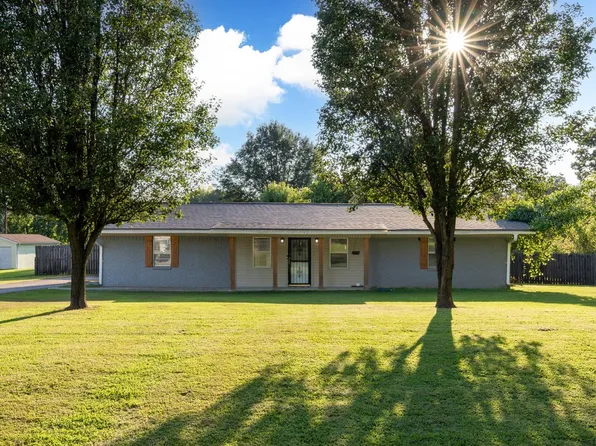 137 Sassafras Cir, Munford, TN 38058