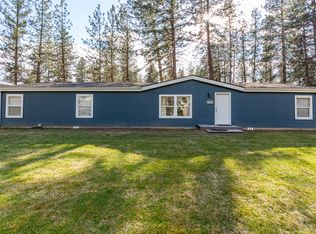 6593 Lake Forest Dr, Nine Mile Falls, WA 99026