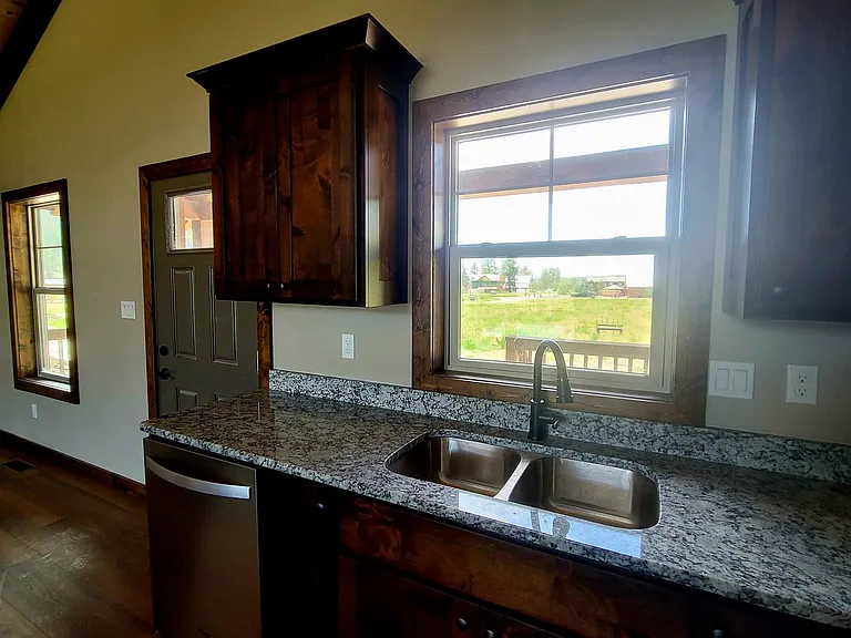 401 Alpine Dr #A — Photo 10