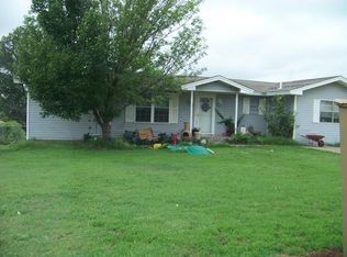225 N 3rd St, Weatherford, OK 73096