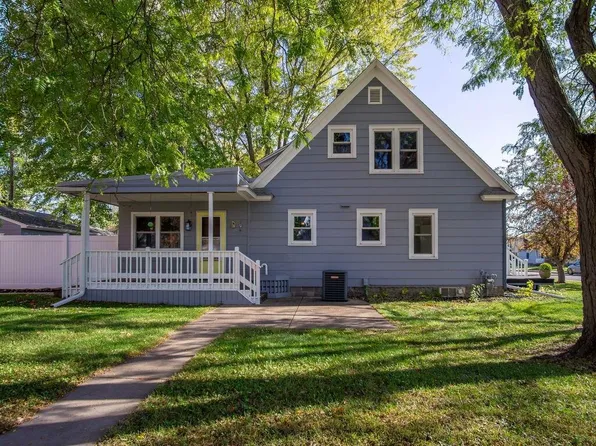 1402 Highland Avenue, Eau Claire, WI 54701
