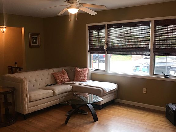 3rd image of 28 8th St #1