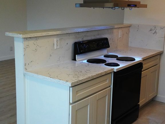 4th image of 1125 Delna Manor Ln APT 4