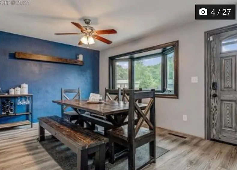 2310 Delta Dr — Photo 2