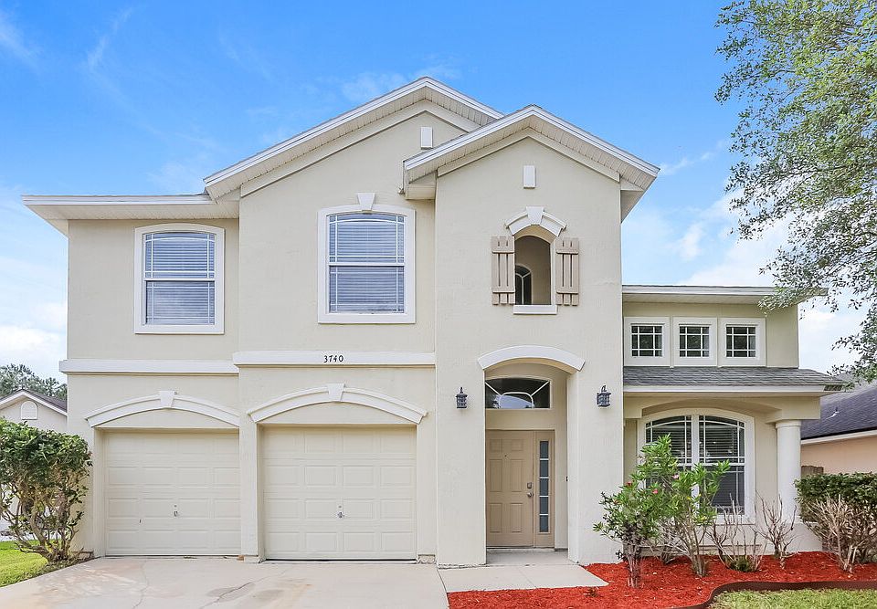 1st image of 3740 Briar Ln