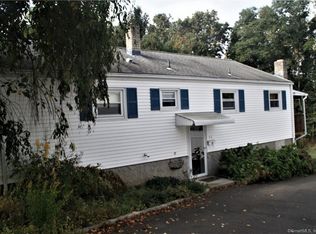 32 Berkshire Rd, Ansonia, CT 06401