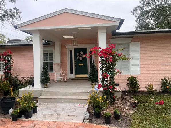 200 Carmona Way NE, Saint Petersburg, FL 33704
