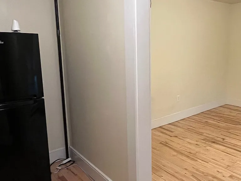 18 Clark Ave #2 — Photo 4