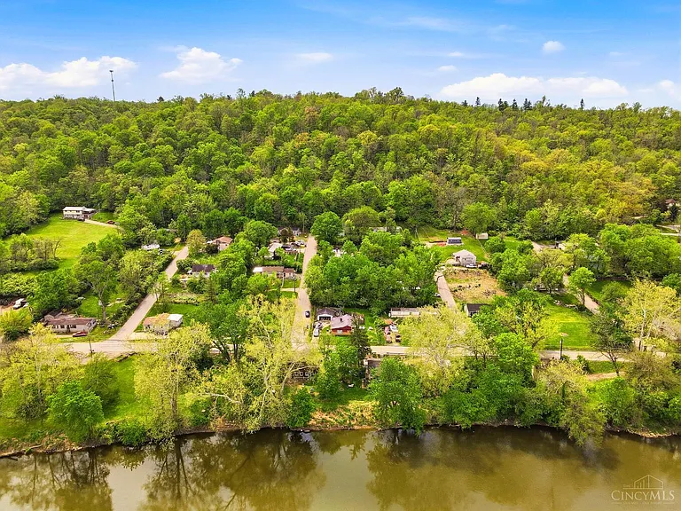 5067 E Miami River Rd — Photo 31
