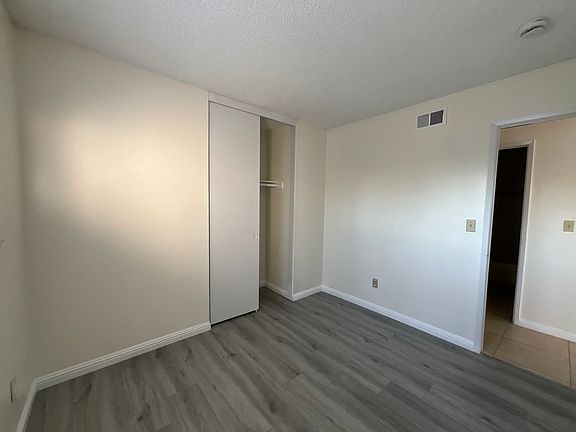 1st bedroom