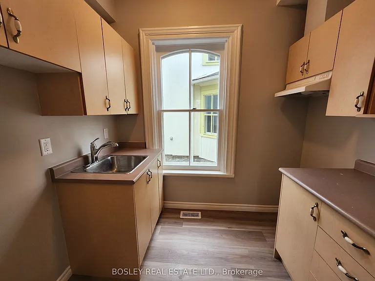 5928 16th Ave #BRICKMAIN — Photo 7