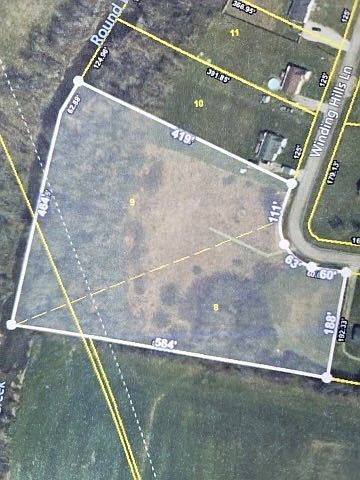 1st image of 17 Winding Hills Ln