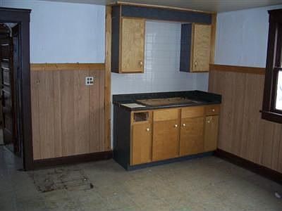 5th image of 4580 Niessen Ct